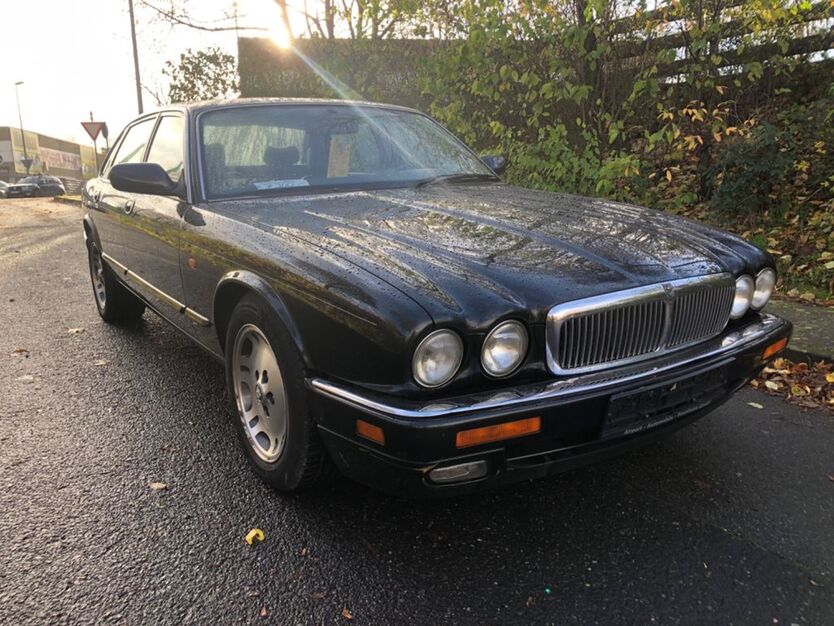 Jaguar XJ 197.800 km 6.900 € Raunheim 65479