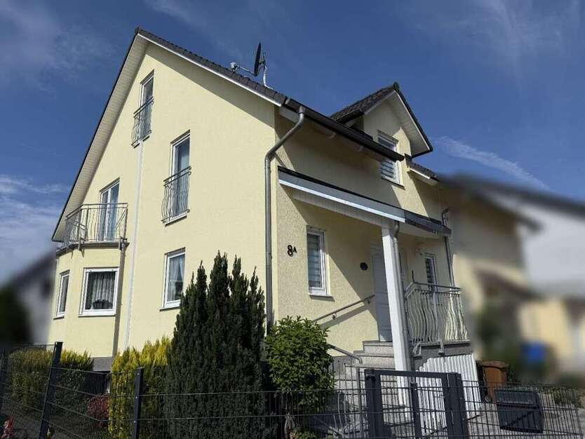 Haus zum Kaufen in Hasselroth 595.000 € 180 m²