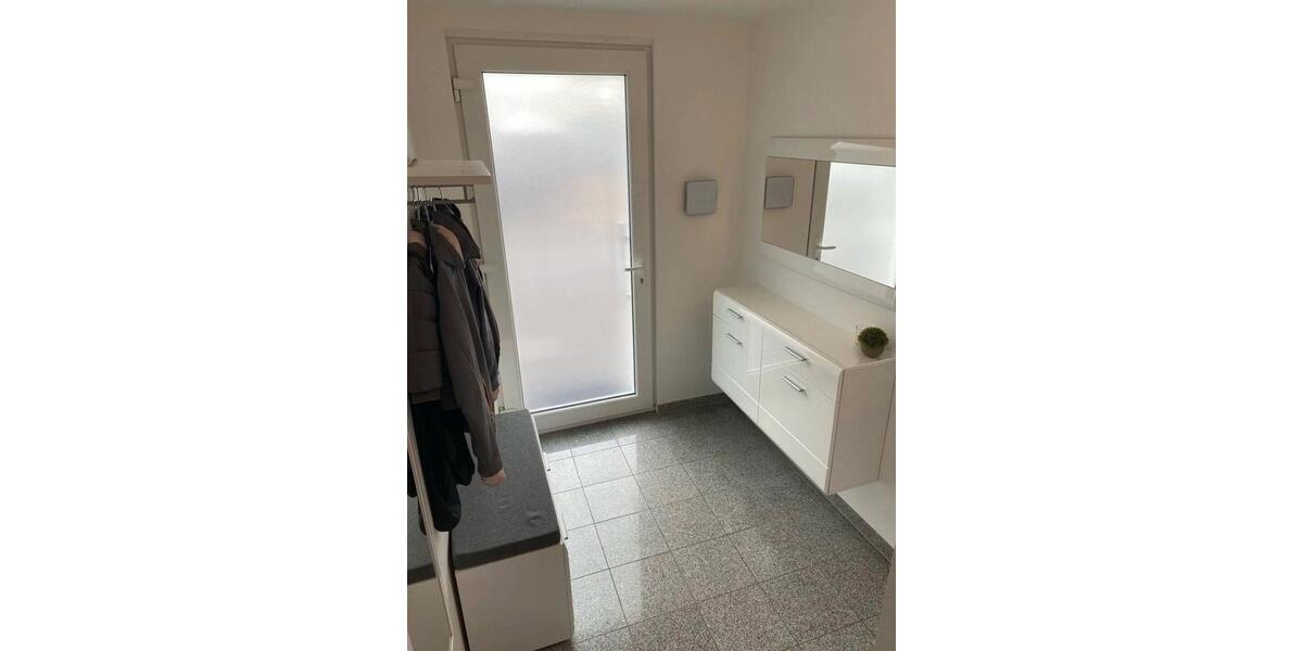 Reihenhaus Hanau Lamboy - 3 Zimmer, 81 m&sup2;, 380.000&euro; | Angebot:27189804