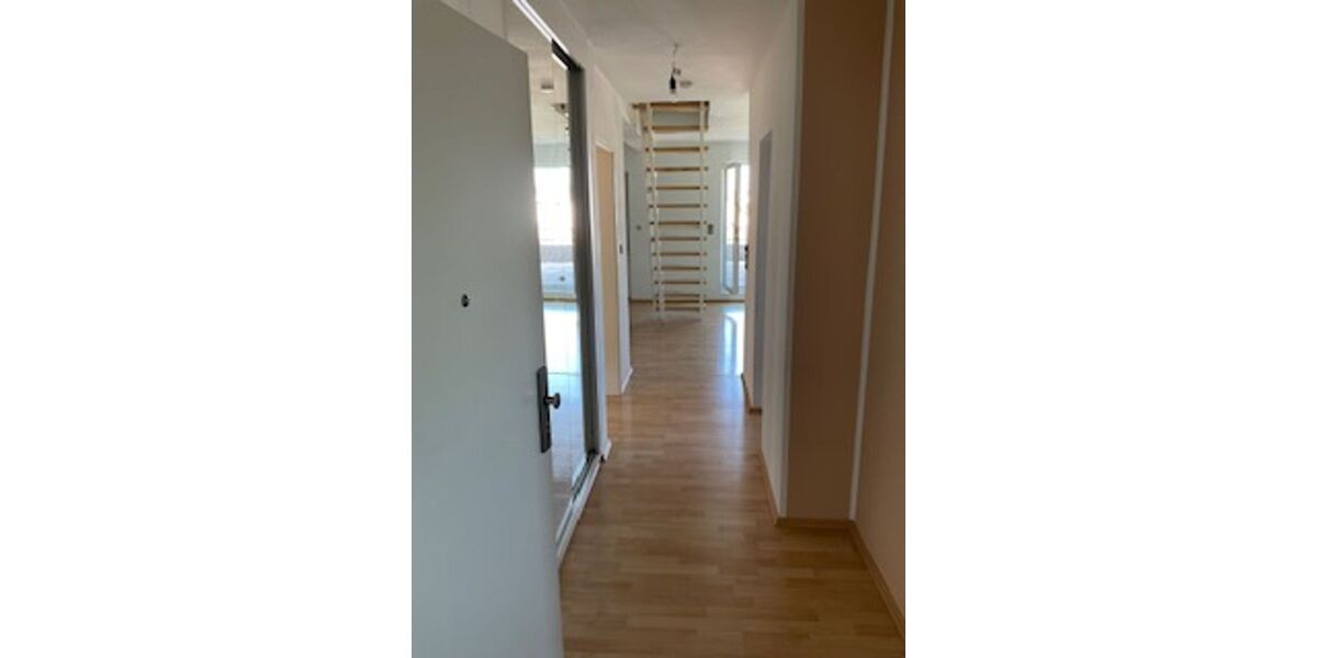 Wohnen auf 2 Etagen mit 2 Terrassen und Blick über MühlheimMain - Maisonettenwohnung Mühlheim am Main | Angebot:27226443