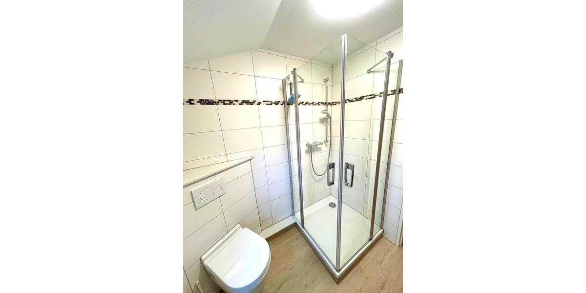 Dachgeschoßwohnung Neu-Isenburg Isenburg - 2 Zimmer, 40 m&sup2;, 850&euro; | Angebot:26356232