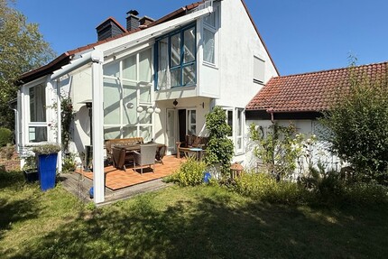 Bad Homburg-Kirdorf: Weg vom Einerlei!! Hier fühlen Sie sich spontan wohl. 5.5 zimmer