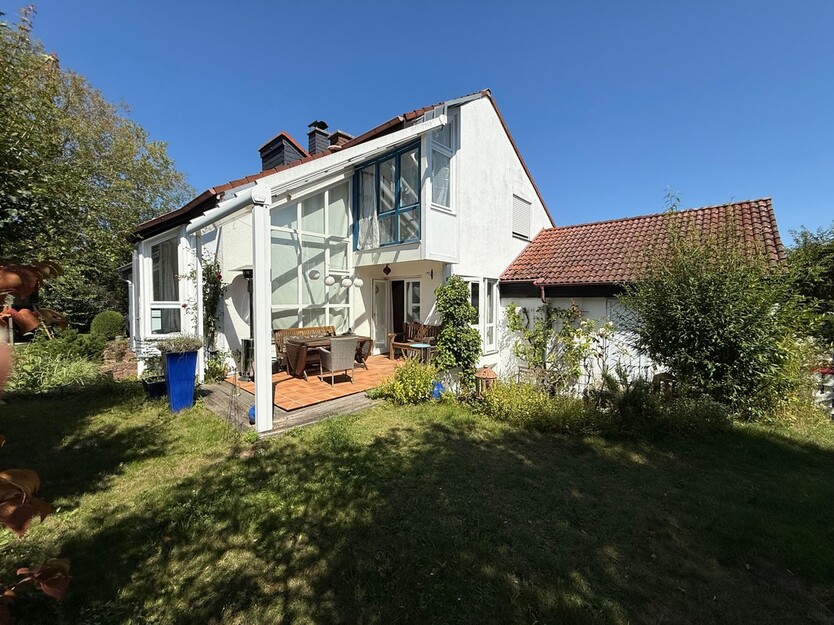 Bad Homburg-Kirdorf: Weg vom Einerlei!! Hier fühlen Sie sich spontan wohl. 5.5 zimmer