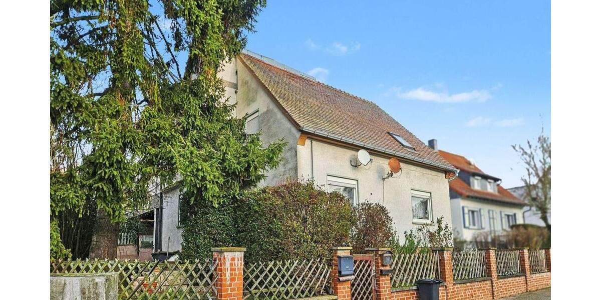 Kleiner Preis für große Träume - renovierungsbedürftige Maisonettewohnung 5 zimmer