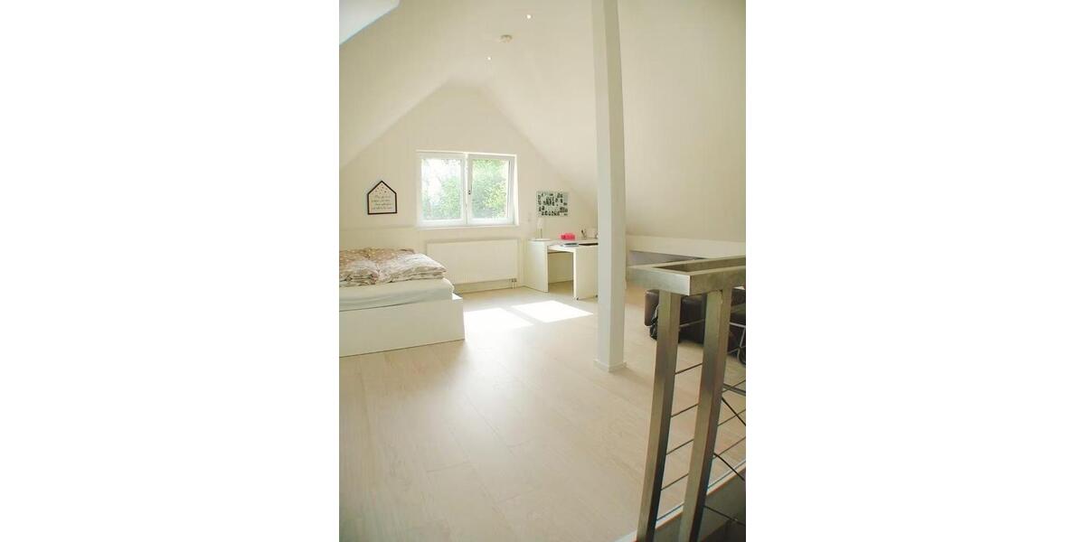 Dachgeschoßwohnung Bruchköbel - 2 Zimmer, 75 m&sup2;, 1.100&euro; | Angebot:26264073