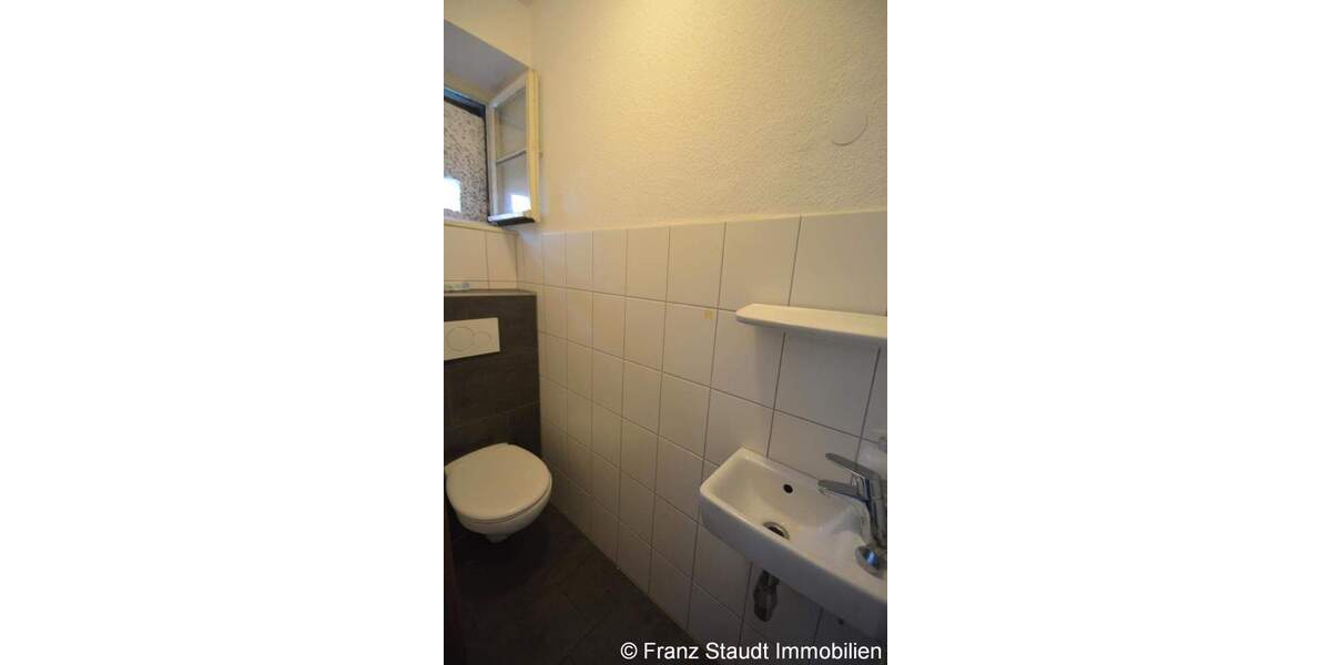 Reihenmittelhaus Aschaffenburg Damm - 5 Zimmer, 100 m&sup2;, 320.000&euro; | Angebot:23824313