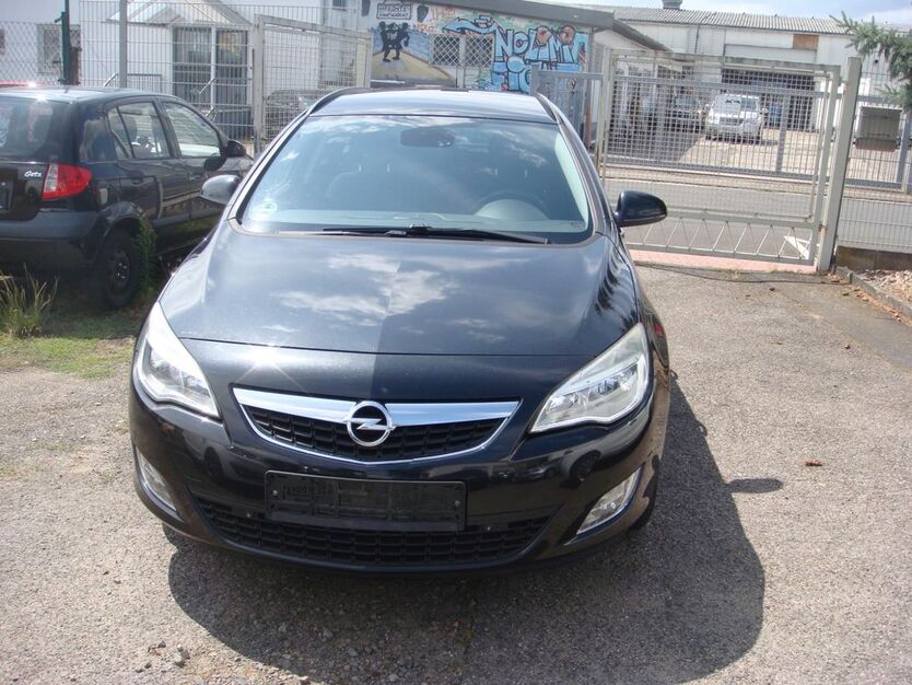 Opel Astra 192.000 km 2.000 € Erlensee 63526