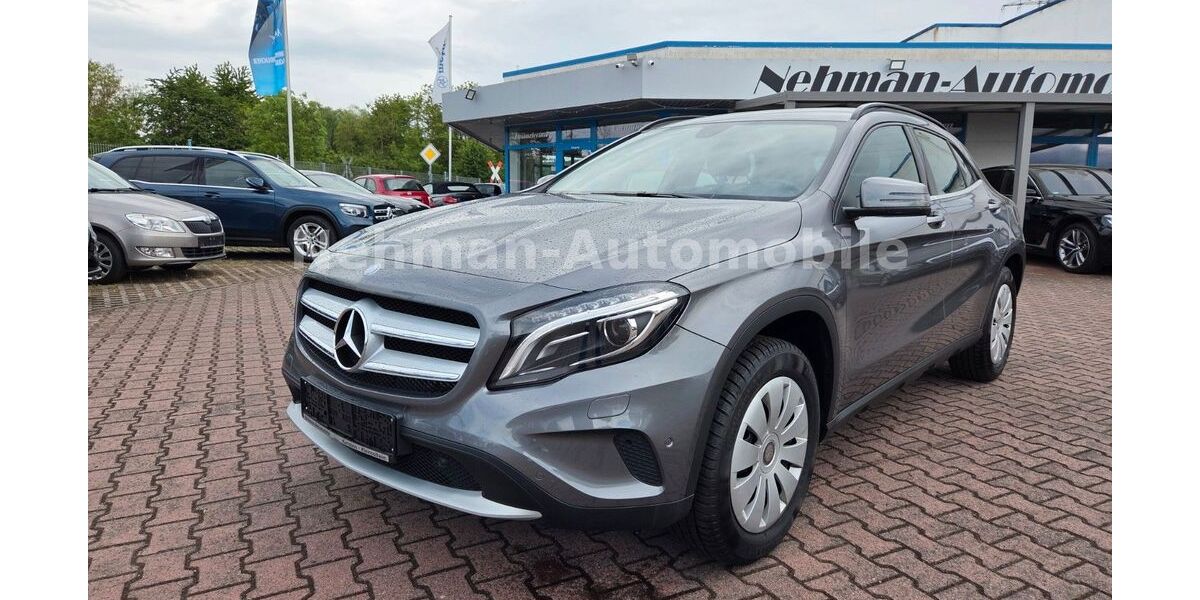 Mercedes-Benz GLA 200 29.800 km 18.490 &euro; Karlstein 63791