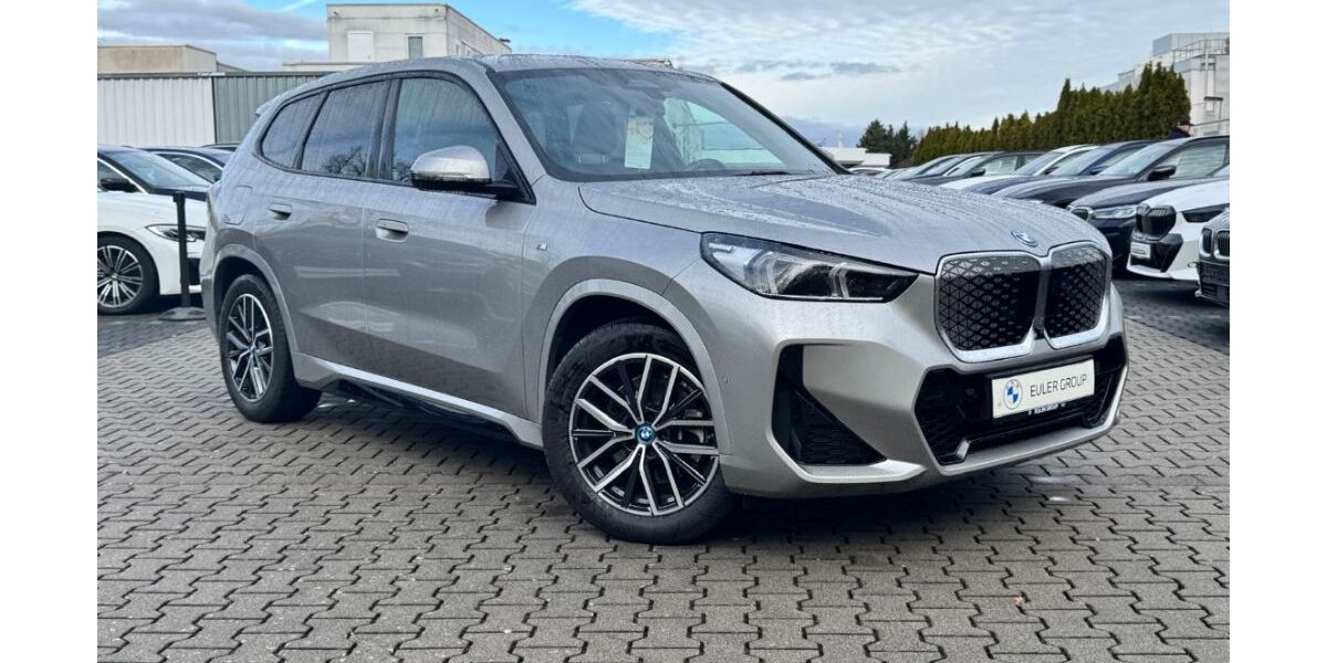 BMW iX1 43.544 km 35.466 &euro; Rödermark 63322