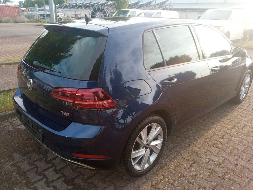 VW Golf 107.000 km 13.770 € Maintal 63477