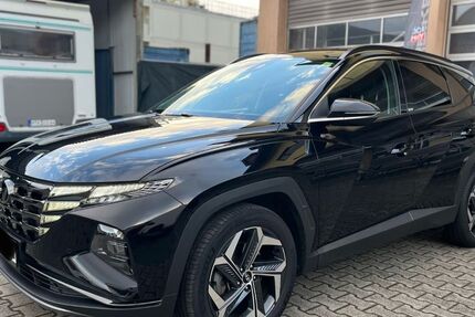 Hyundai TUCSON 150.000 km 22.990 € Frankfurt am Main 65933