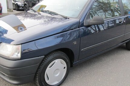 Renault Clio 1.2 RN++ Garagenfund ++ 35 Jahe jung ++ 89.300 km 1.890 &euro; Schwalbach/Taunus 65824