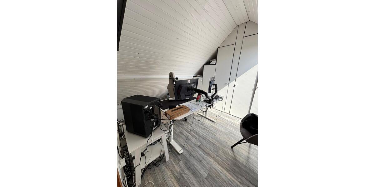 Etagenwohnung Offenbach am Main Bürgel - 4 Zimmer, 95 m&sup2;, 900&euro; | Angebot:26246958