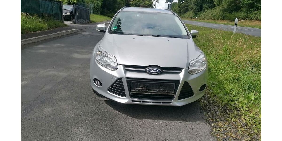 Ford Focus 60.000 km 5.750 &euro; friedrichsdorf 61381