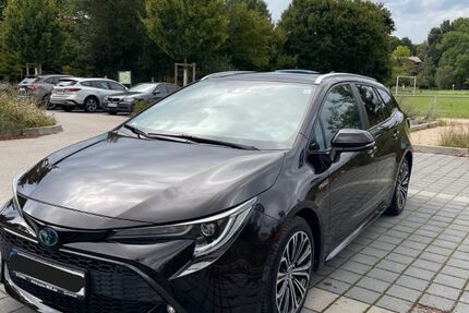 Toyota Corolla 68.500 km 22.100 € Frankfurt 60433