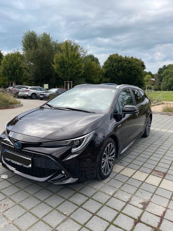 Toyota Corolla 68.500 km 22.100 € Frankfurt 60433