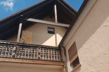 Haus Aschaffenburg Österreicher Kolonie - 8 Zimmer, 240 m&sup2;, 450.000&euro; | Angebot:26610512