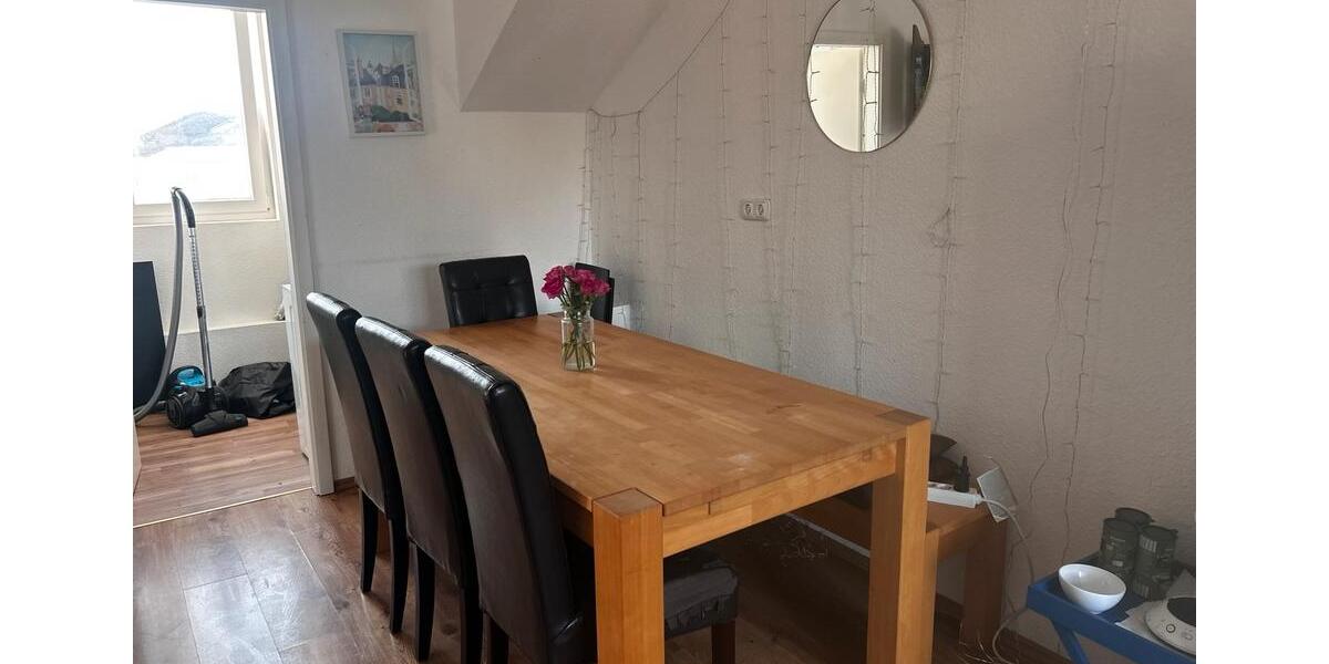 Dachgeschoßwohnung Frankfurt am Main Nordend Ost - 1 Zimmer, 105 m&sup2;, 675&euro; | Angebot:25479987