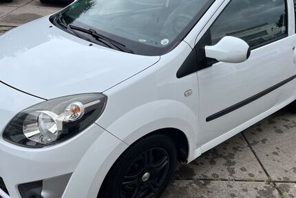 Renault Twingo 56.000 km 4.390 &euro; Dreieich 63303