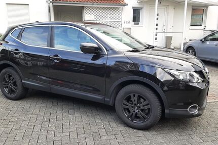 Nissan Qashqai 65.000 km 15.900 € Rosbach 61191