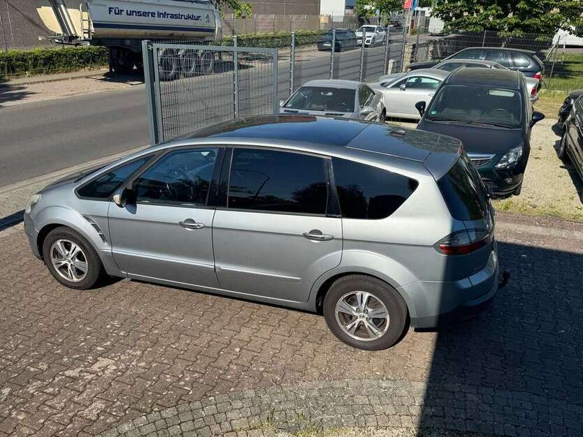S-Max