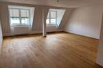 Etagenwohnung Frankfurt am Main Innenstadt - 2 Zimmer, 92 m&sup2;, 1.995&euro; | Angebot:25302779