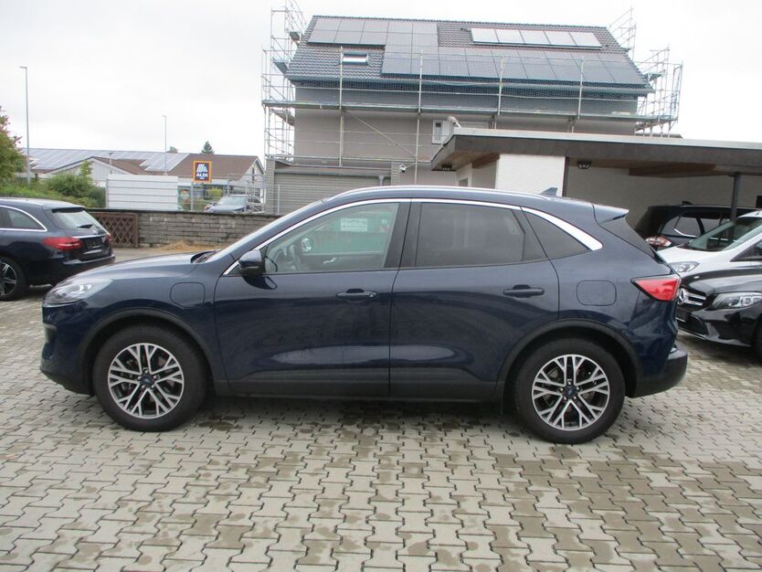 Ford Kuga 92.875 km 17.899 € Babenhausen 64832