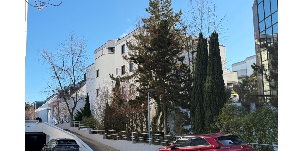 Hochwertige 3-Zimmer-Wohnung mit zwei Balkonen in begehrter Lage von Frankfurt-Sachsenhausen - Etagenwohnung Frankfurt Oberrad | Angebot:27346312