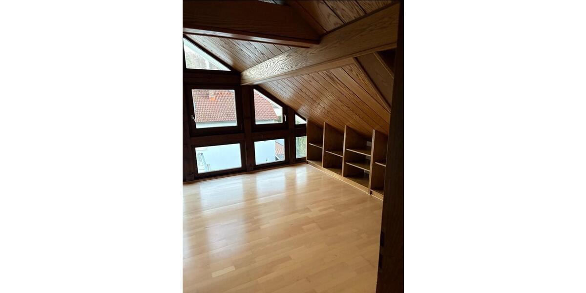 2 FamilienHaus zu vermieten für Familie oder Monteure 8 zimmer