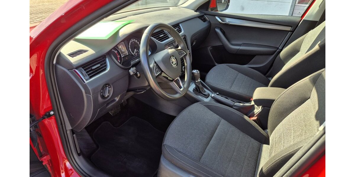 Skoda Octavia 1,5 TSI Soleil DSG, Klimaauto., PDC 96.715 km 14.890 &euro; Rodgau 63110