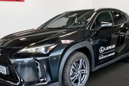 Lexus UX 11.000 km 35.750 &euro; Frankfurt 60314