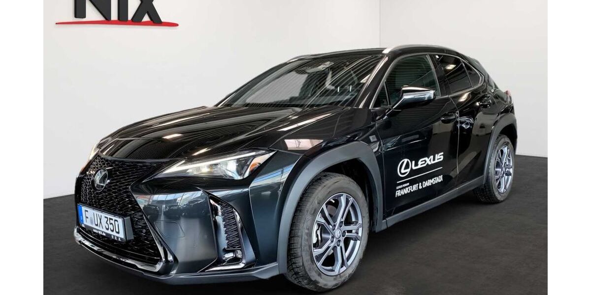 Lexus UX 8.000 km 42.900 &euro; Frankfurt 60314