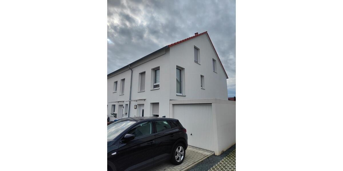Reihenhaus Stockstadt am Main - 5 Zimmer, 127 m&sup2;, 1.850&euro; | Angebot:26701438