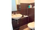TOWNHOUSE WITH GARDEN! Partially furnished house for small families in Offenbach-Lauterborn
