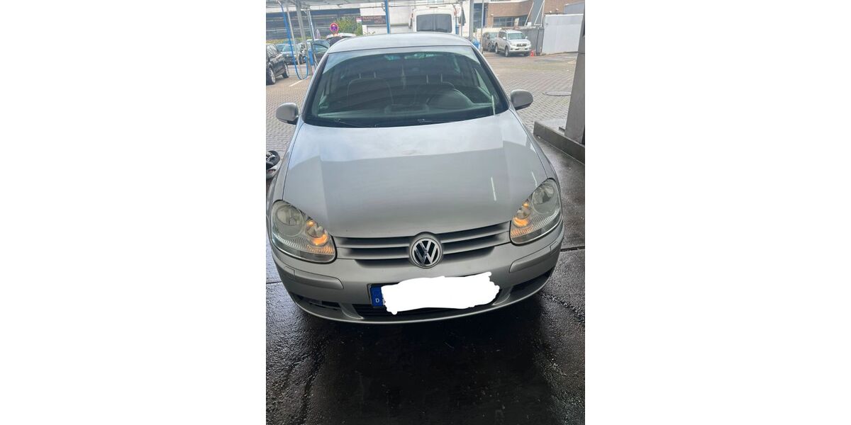 VW Golf 243.000 km 1.300 &euro; Kelsterbach 65451