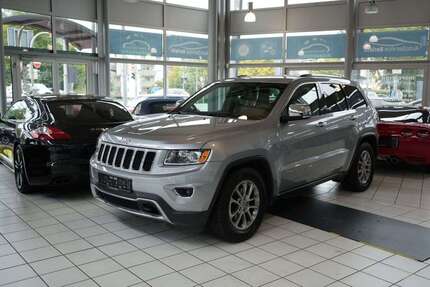 Jeep Grand Cherokee 188.977 km 14.900 € Obertshausen 63179