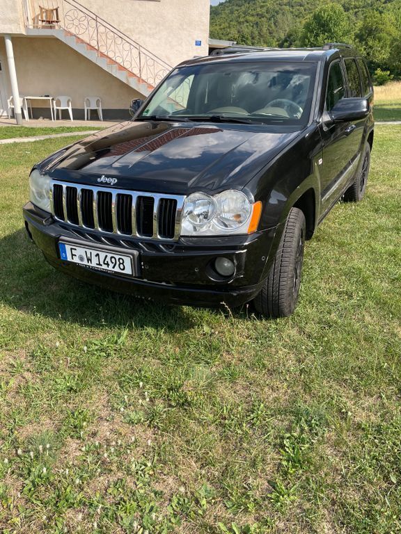 Grand Cherokee
