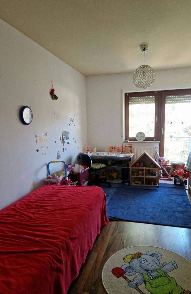 *****Attraktive Doppelhaushälfte mit durchdachtem Grundriss