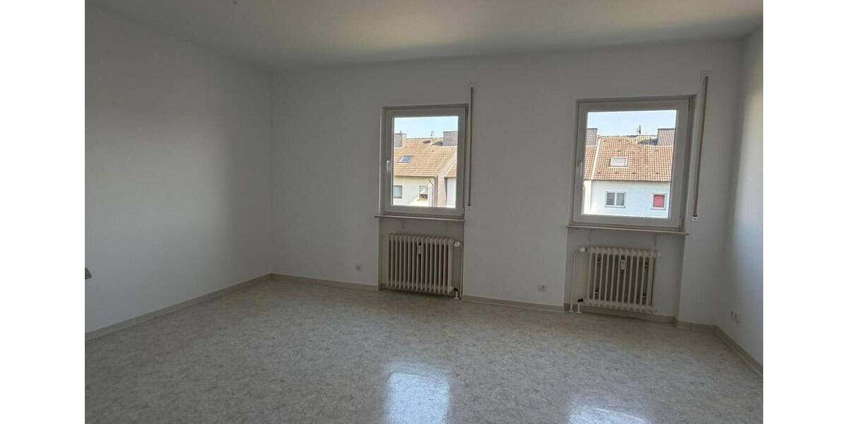 Etagenwohnung Rodenbach - 3 Zimmer, 87 m&sup2;, 1.050&euro; | Angebot:25870898