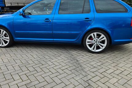 Skoda Octavia 188.500 km 5.150 &euro; Frankfurt amMain 60386