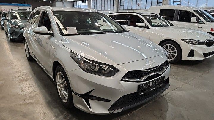 Kia ceed Sportswagon 13.000 km 23.900 € Frankfurt 60388