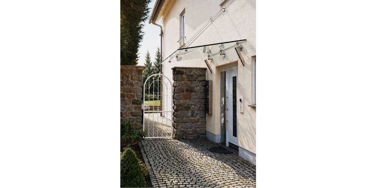 Etagenwohnung Schöneck - 5 Zimmer, 150 m&sup2;, 1.550&euro; | Angebot:26109245