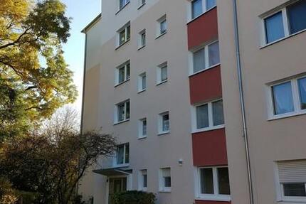 Sparen und genießen: Wärmedämmung und sanierte Balkone! 3 zimmer