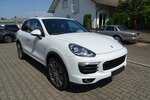 Porsche Cayenne S 4,2l Diesel Pano, Navi, 21 Zoll, Standhe 225.443 km 26.990 &euro; Rodgau 63110