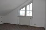 Dachgeschoßwohnung Aschaffenburg Damm - 2 Zimmer, 82 m&sup2;, 750&euro; | Angebot:26648147
