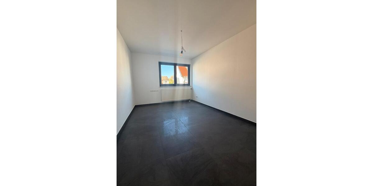 Etagenwohnung Weiterstadt - 4 Zimmer, 107 m&sup2;, 1.200&euro; | Angebot:26246962