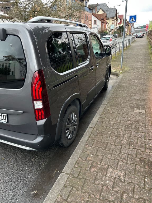 Peugeot Rifter 72.000 km 14.400 € Kelsterbach 65451