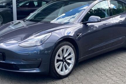 Tesla Model 3 108.516 km 27.950 &euro; Dieburg 64807