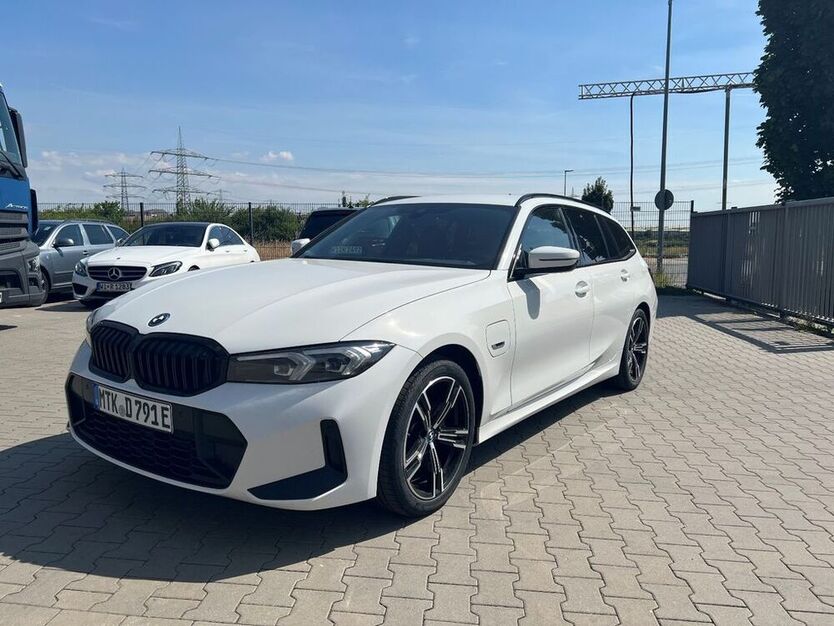320