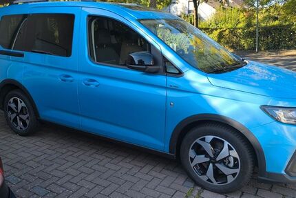 Ford Tourneo Connect 9.500 km 30.999 € Hanau 63454